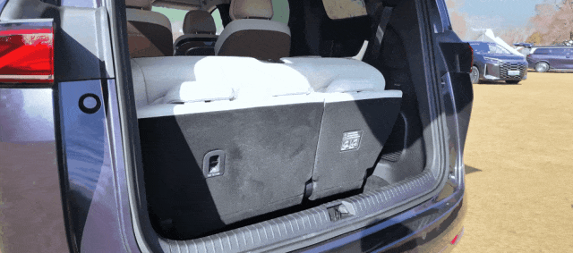 天顺娱乐注册：24.98 万起，比亚迪这次想把MPV包圆了。